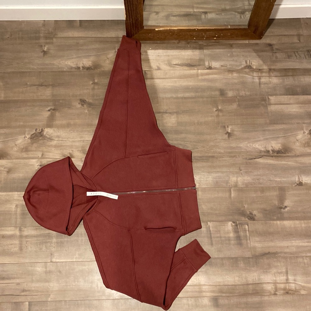 Lululemon limited addition size 4
